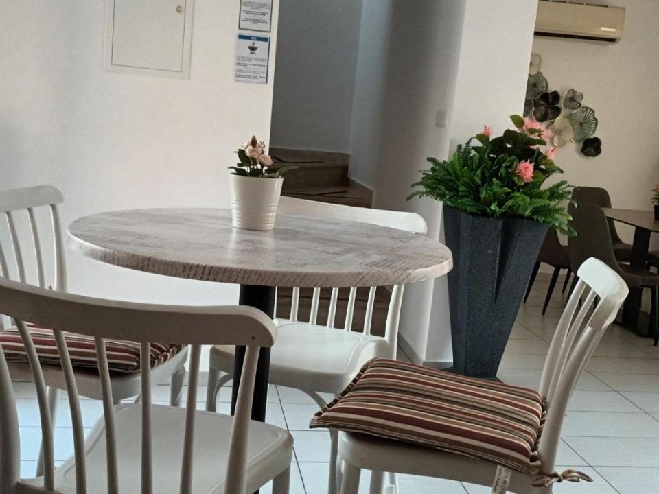 Pernera 33 Beach House Πρωταράς Εξωτερικό φωτογραφία